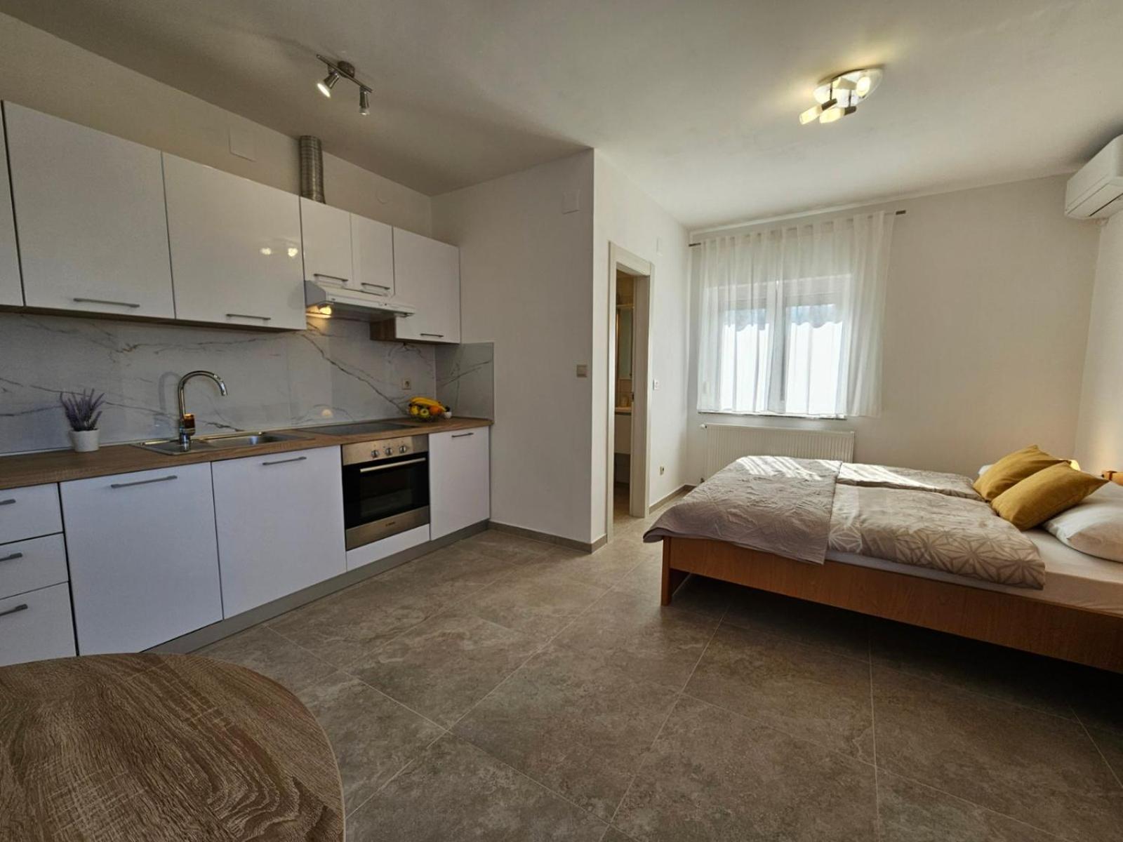 Studio Busilak Vrh  Exteriör bild